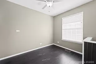 1441 Woodcutter Ln, Wheaton, IL 60189 - Photo 2
