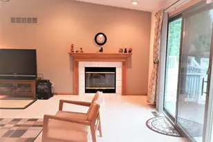 416 Red Wing Ln, Dekalb, IL 60115 - Photo 4