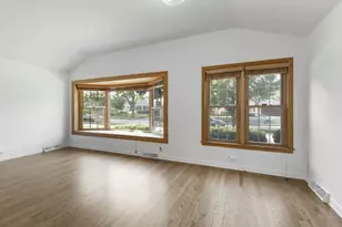 5334 Grove St, Skokie, IL 60077 - Photo 4