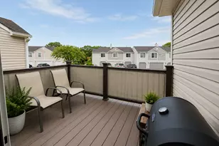 634 Le Parc Cir, Buffalo Grove, IL 60089 - Photo 20