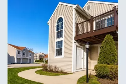 634 Le Parc Circle #634, Buffalo Grove, IL 60089 - Photo 1