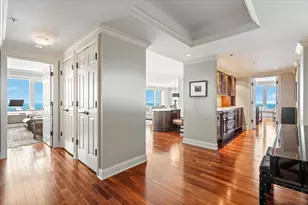 132 E Delaware Pl, Chicago, IL 60611 - Photo 4