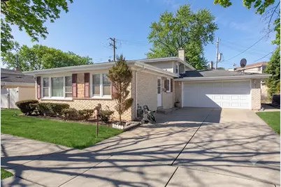 8516 N Ozanam Avenue, Niles, IL 60714 - Photo 1