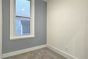 2924 W 38th Pl, Chicago, IL 60632 - Photo 10
