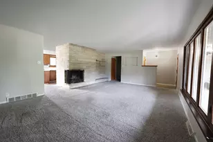 1601 Barthelone St, Crest Hill, IL 60403 - Photo 6
