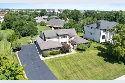 14 Hamilton Lane, Oak Brook, IL 60523 - Photo 1