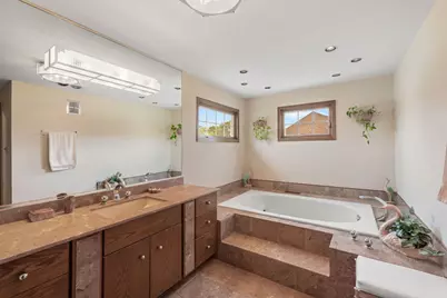 14 Hamilton Lane, Oak Brook, IL 60523 - Photo 32
