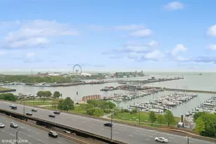 195 N Harbor Dr, Chicago, IL 60601 - Photo 30