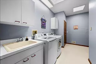 1317 Eskin Dr, Northbrook, IL 60062 - Photo 24