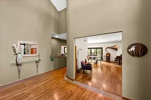 1317 Eskin Dr, Northbrook, IL 60062 - Photo 4