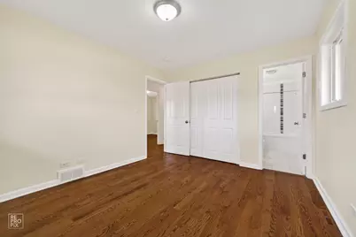 420 Berkshire Lane, Des Plaines, IL 60016 - Photo 8