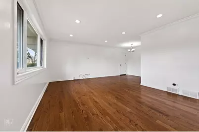 420 Berkshire Lane, Des Plaines, IL 60016 - Photo 2