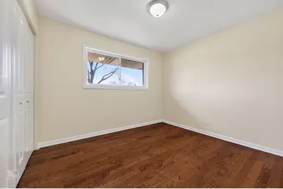 420 Berkshire Lane, Des Plaines, IL 60016 - Photo 12