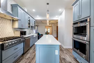 5403 S Greenwood Ave, Chicago, IL 60615 - Photo 12