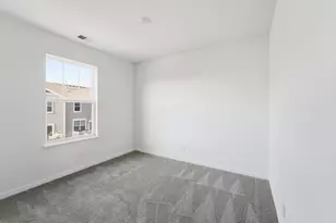 1039 Atterberg Rd, South Elgin, IL 60177 - Photo 12