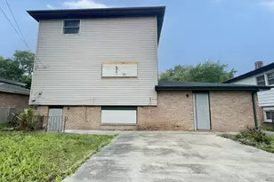 15229 Dante Ave, Dolton, IL 60419 - Photo 2