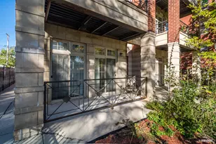 4932 N Harding Ave, Chicago, IL 60625 - Photo 2