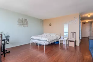 1700 E 56th St, Chicago, IL 60637 - Photo 4