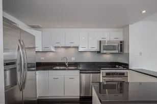 175 E Delaware Pl, Chicago, IL 60611 - Photo 8