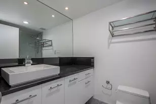 175 E Delaware Pl, Chicago, IL 60611 - Photo 6