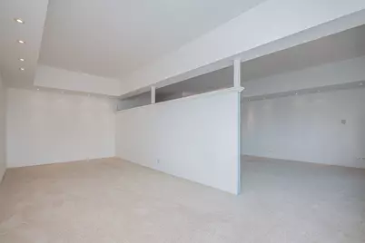 175 E Delaware Place #5519, Chicago, IL 60611 - Photo 18
