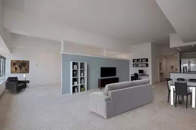 175 E Delaware Place #5519, Chicago, IL 60611 - Photo 14
