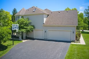 1674 Rolling Hills Dr, Crystal Lake, IL 60014 - Photo 36
