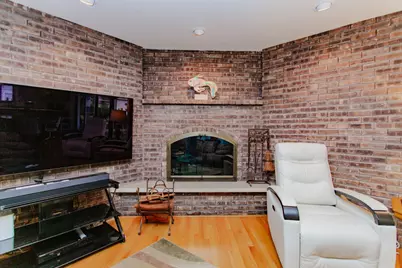 7022 Birchwood Avenue, Niles, IL 60714 - Photo 6