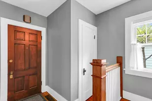 1104 W Green St, Champaign, IL 61821 - Photo 4