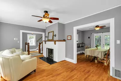 1104 W Green Street, Champaign, IL 61821 - Photo 8