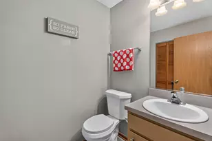 83 Strawflower Ct, Romeoville, IL 60446 - Photo 12