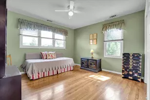 919 Roslyn Rd, Glen Ellyn, IL 60137 - Photo 28