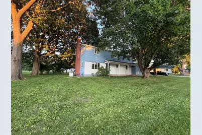 915 Sunset Drive, Princeton, IL 61356 - Photo 2