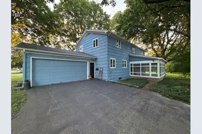 915 Sunset Drive, Princeton, IL 61356 - Photo 1