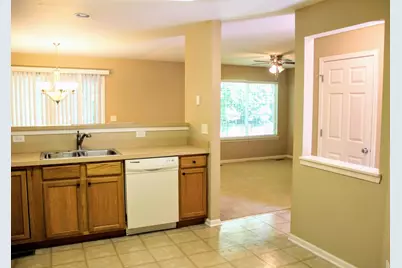 32427 N Mackinac Lane, Lakemoor, IL 60051 - Photo 2