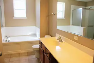 32427 N Mackinac Ln, Lakemoor, IL 60051 - Photo 12