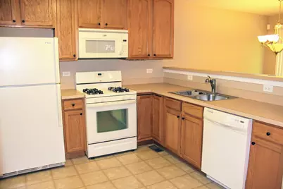 32427 N Mackinac Lane, Lakemoor, IL 60051 - Photo 4