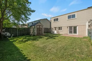 1721 N Wilshire Dr, Arlington Heights, IL 60004 - Photo 18
