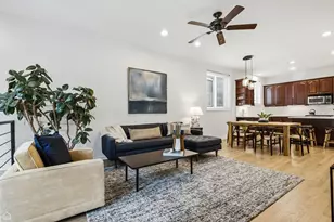 1417 N Bosworth Ave, Chicago, IL 60642 - Photo 4