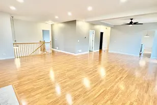 30 Beaconsfield Ct, Lincolnshire, IL 60069 - Photo 4