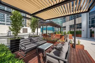 512 N McClurg Ct, Chicago, IL 60611 - Photo 34