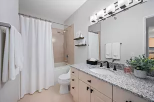 512 N McClurg Ct, Chicago, IL 60611 - Photo 22
