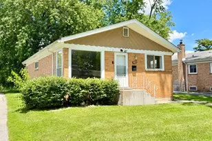 1820 169th St, Hazel Crest, IL 60429 - Photo 2