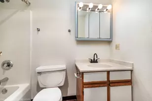 3305 Sunset Ave, Waukegan, IL 60087 - Photo 14