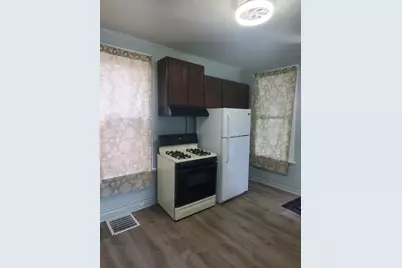 10240 S Indiana Avenue, Chicago, IL 60628 - Photo 12