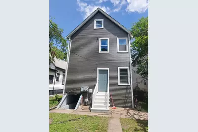 10240 S Indiana Avenue, Chicago, IL 60628 - Photo 10