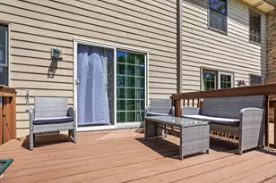 27W225 Ash Ct, Winfield, IL 60190 - Photo 18