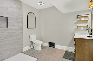 155 W North St, Capron, IL 61012 - Photo 24