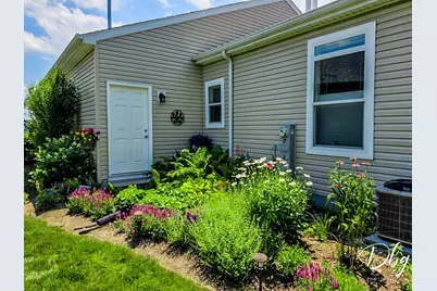 1512 Concord Circle, Grayslake, IL 60030 - Photo 76