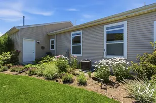 1512 Concord Circle, Grayslake, IL 60030 - Photo 54